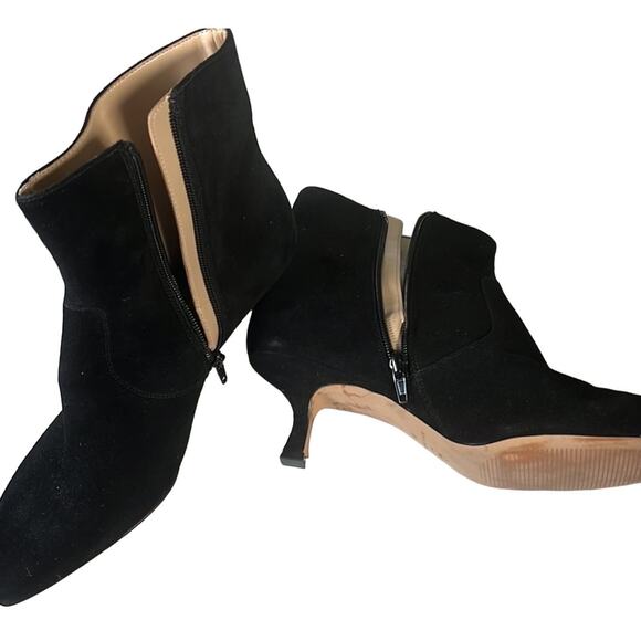 Ann Taylor Black solid estradille wedge size 9 - Picture 4 of 6